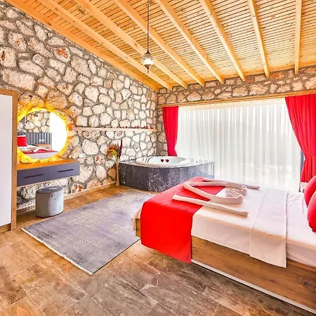 Summer Breeze, 4 Bedroom Sea View Luxury With Indoor And Ourdoor Pool