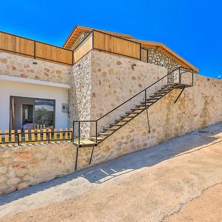 Summer Breeze, 4 Bedroom Sea View Luxury With Indoor And Ourdoor Pool 빌라