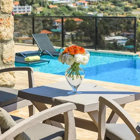 빌라 Summer Breeze, 4 Bedroom Sea View Luxury With Indoor And Ourdoor Pool Gelemiş