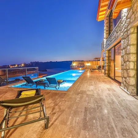 וילה Summer Breeze, 4 Bedroom Sea View Luxury With Indoor And Ourdoor Pool Gelemiş