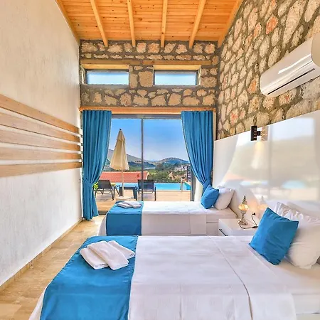 וילה Summer Breeze, 4 Bedroom Sea View Luxury With Indoor And Ourdoor Pool Gelemiş
